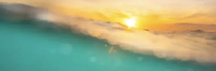 Picture by Canva, sea and sun 